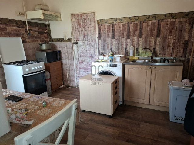 Eladó családi ház, Érden 48.9 M Ft, 2 szobás