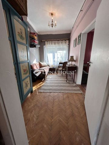 Eladó családi ház, Bátaszéken 24.99 M Ft, 4 szobás