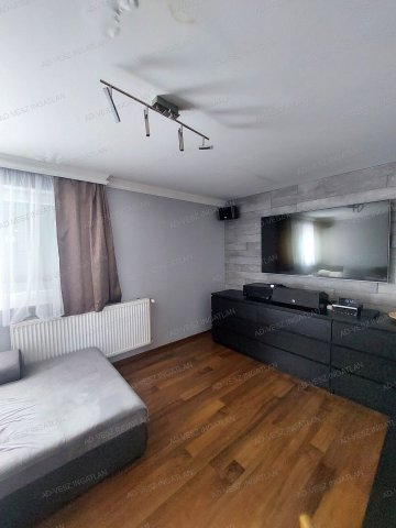 Eladó családi ház, Bugyin, Rádai utcában 180 M Ft, 3 szobás