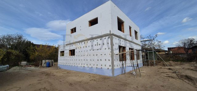 Eladó családi ház, Budapesten, XVIII. kerületben 164.9 M Ft