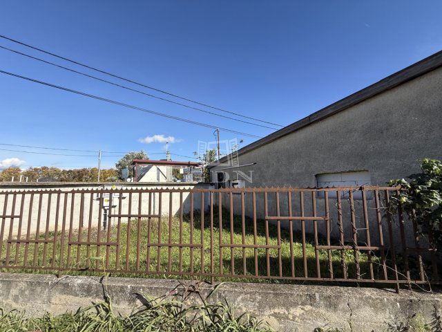 Eladó családi ház, Székesfehérvárott 49.9 M Ft, 3 szobás