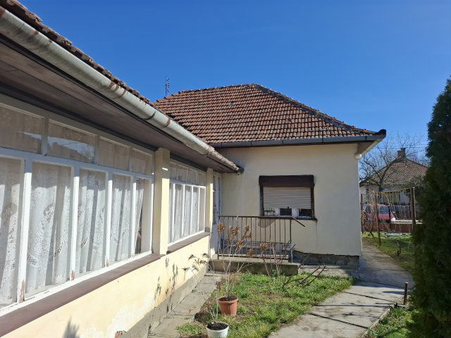 Eladó családi ház, Muronyon 12.9 M Ft, 3 szobás