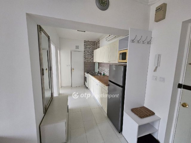 Eladó téglalakás, Nyíregyházán 57 M Ft, 1+2 szobás