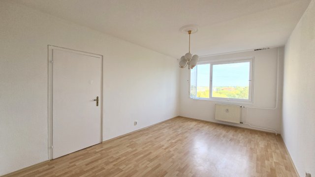 Eladó panellakás, Budapesten, XV. kerületben, Drégelyvár utcában