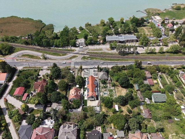 Eladó nyaraló, Balatonfűzfőn 83.9 M Ft, 2 szobás