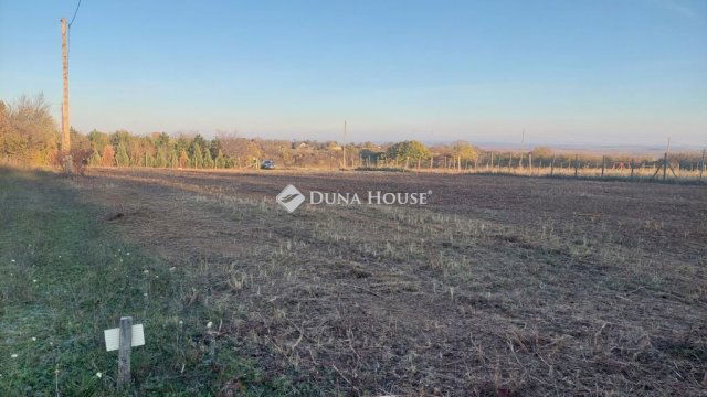 Eladó telek, Pécsváradon 8.9 M Ft / költözzbe.hu