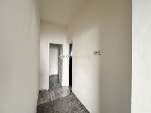 Eladó téglalakás, Budapesten, XX. kerületben 52.9 M Ft, 2 szobás