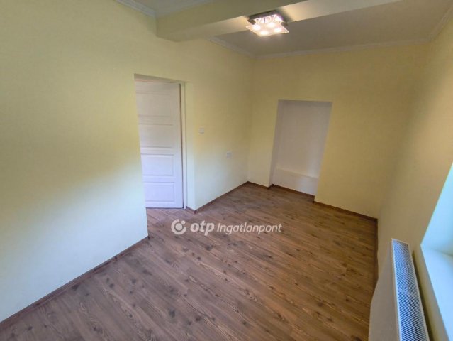 Eladó családi ház, Hunyán 13 M Ft, 2+1 szobás