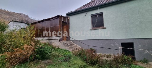 Eladó családi ház, Budaörsön 85 M Ft, 3 szobás