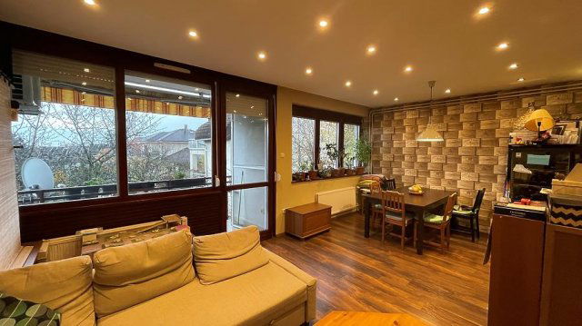 Eladó téglalakás, Budapesten, XII. kerületben 185 M Ft, 4 szobás