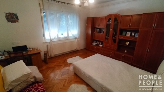 Eladó családi ház, Makón 64 M Ft, 4 szobás