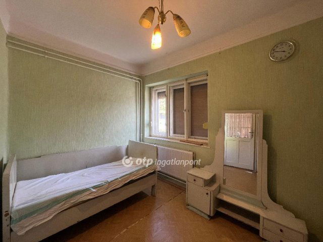 Eladó családi ház, Berettyóújfaluban 37.9 M Ft, 4 szobás