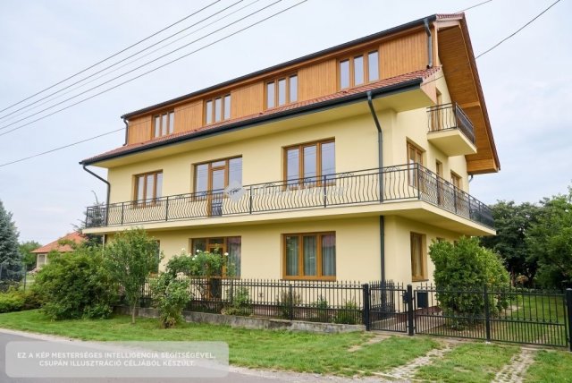 Eladó családi ház, Füzesabonyban 59 M Ft, 8 szobás