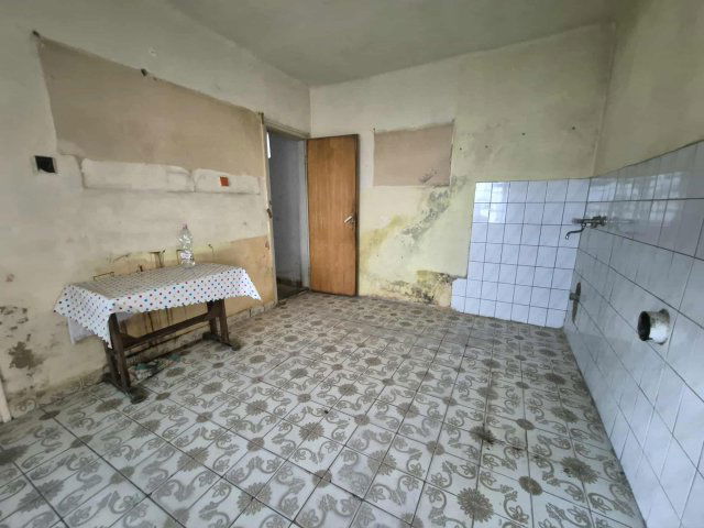 Eladó családi ház, Szigetváron 22 M Ft, 3 szobás