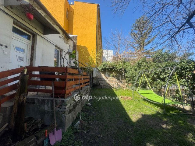 Eladó téglalakás, Székesfehérvárott 75 M Ft, 3 szobás