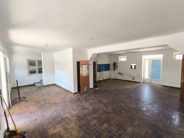 Eladó családi ház, Miskolcon 37.99 M Ft, 3 szobás