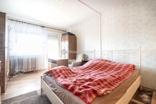 Eladó panellakás, Budapesten, XVII. kerületben 49.99 M Ft