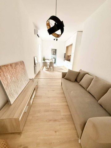 Eladó téglalakás, Pécsett 69.9 M Ft, 1+2 szobás