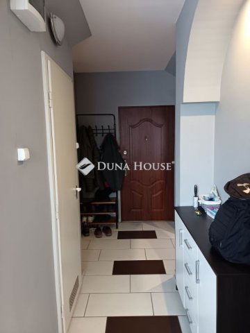 Eladó panellakás, Szegeden 54.9 M Ft, 2 szobás