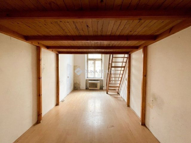 Eladó téglalakás, Budapesten, VIII. kerületben 49.5 M Ft