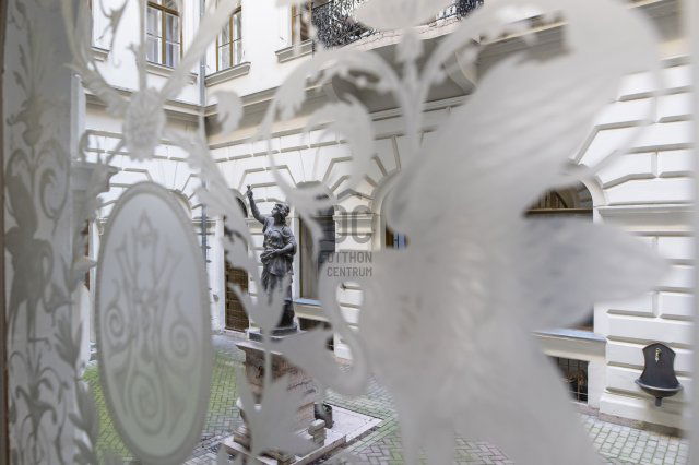 Eladó téglalakás, Budapesten, VI. kerületben 278 M Ft, 4 szobás