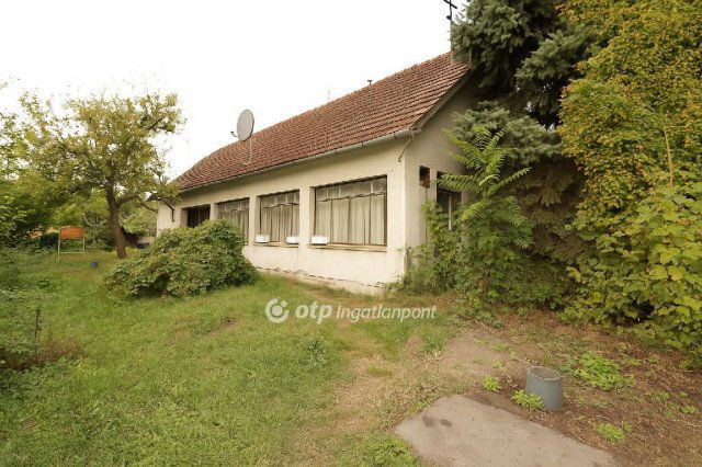 Eladó családi ház, Dömsödön 25.5 M Ft, 2 szobás