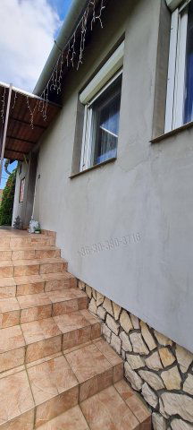 Eladó családi ház, Baracson 53.9 M Ft, 3 szobás