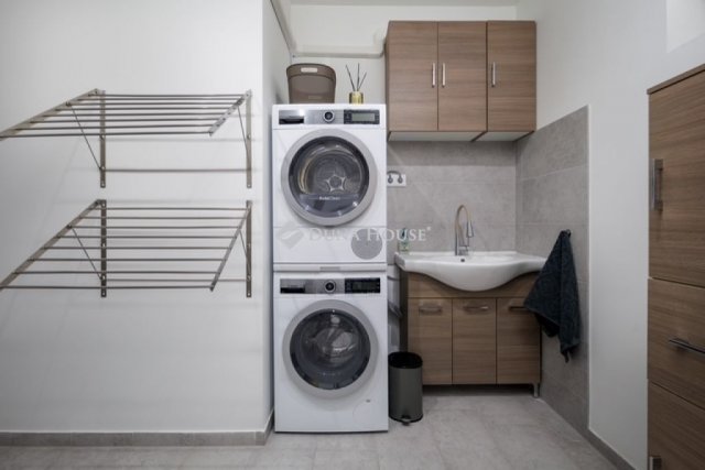 Eladó családi ház, Budapesten, XVII. kerületben 264.99 M Ft