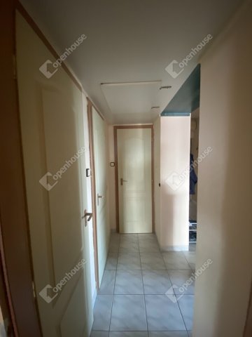Eladó téglalakás, Mosonmagyaróváron 47 M Ft, 3 szobás