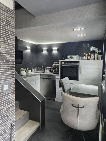 Eladó családi ház, Kőszegen 79.99 M Ft, 3 szobás