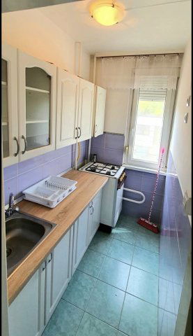 Eladó panellakás, Debrecenben 49.9 M Ft, 1+1 szobás