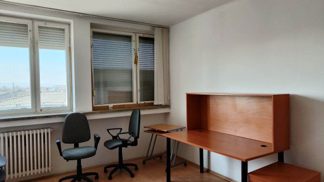 Kiadó iroda, Budapesten, XVIII. kerületben, Gyömrői úton