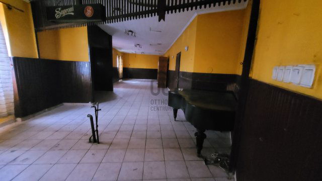 Eladó családi ház, Egyházaskeszőn 16.5 M Ft, 6 szobás