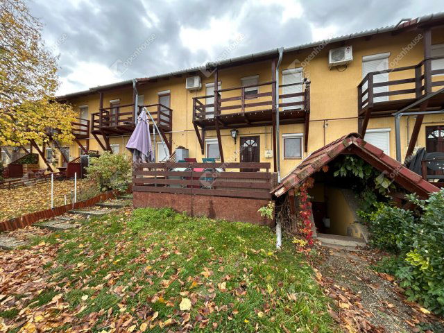 Eladó téglalakás, Siófokon 59 M Ft, 3 szobás