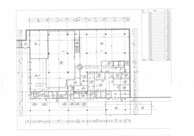Kiadó üzlethelyiség, Tatabányán 2926 E Ft / hó