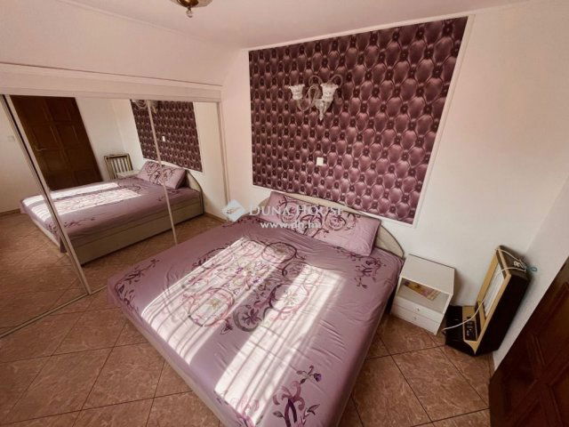 Eladó családi ház, Székesfehérvárott 194.9 M Ft, 4 szobás