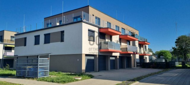 Eladó téglalakás, Debrecenben 149.9 M Ft, 5 szobás