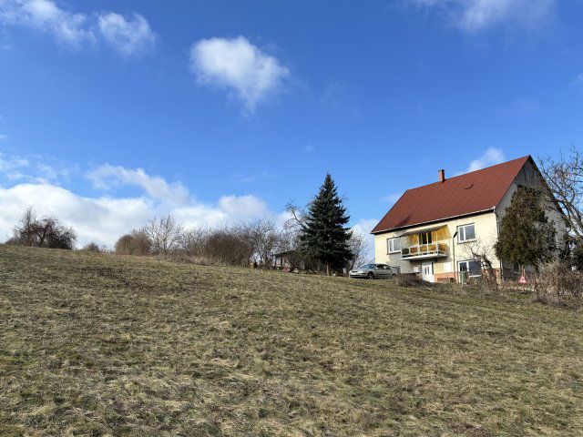 Eladó családi ház, Szokolyán 99.99 M Ft, 5 szobás