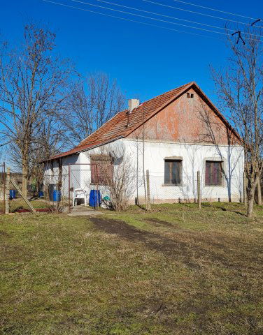 Eladó családi ház, Tiszasülyön 3.5 M Ft, 2 szobás