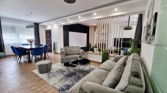 Eladó ikerház, Nyíregyházán 119.99 M Ft, 4 szobás