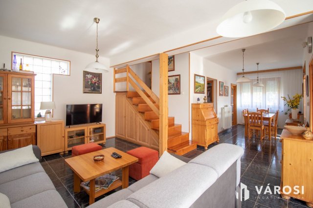 Eladó családi ház, Békéscsabán 79 M Ft, 4 szobás