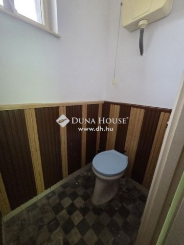 Eladó családi ház, Harkányban 37 M Ft, 4 szobás