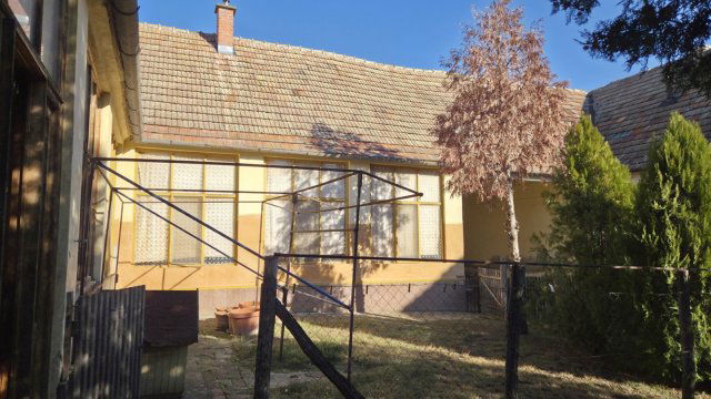 Eladó családi ház, Vaskúton 12.9 M Ft, 3 szobás