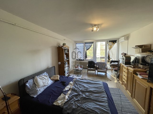 Eladó téglalakás, Dunaújvárosban 28.5 M Ft, 1 szobás