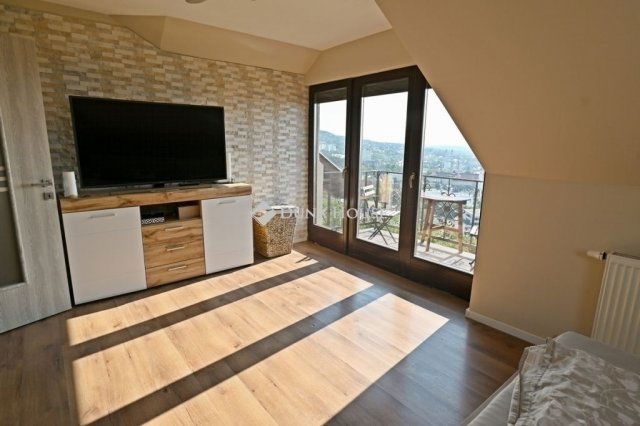 Eladó ikerház, Pécsett 189 M Ft, 4 szobás / költözzbe.hu