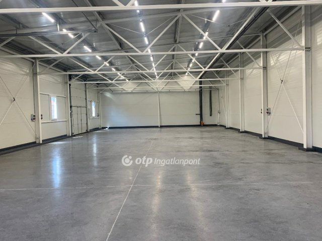 Kiadó ipari ingatlan, Nyíregyházán 1230 E Ft / hó