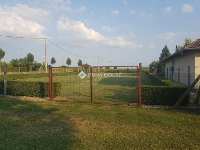 Eladó telek, Enyingen 10.5 M Ft / költözzbe.hu