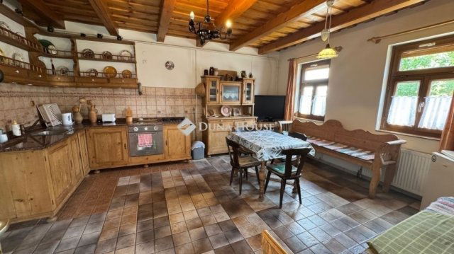 Eladó családi ház, Mezőkövesden 44.8 M Ft, 3 szobás