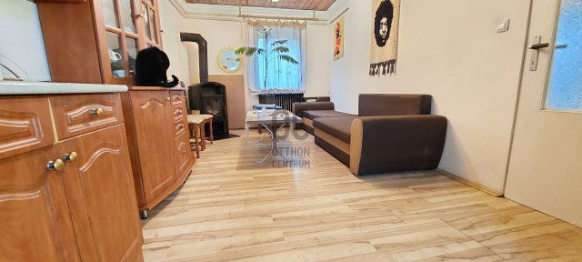 Eladó családi ház, Szigetszentmiklóson 53.9 M Ft, 3 szobás