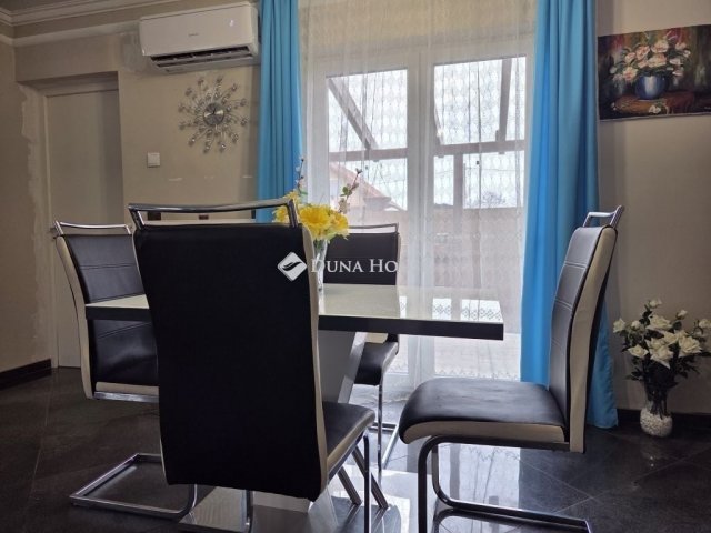 Eladó családi ház, Szigetszentmiklóson 100.5 M Ft, 3 szobás